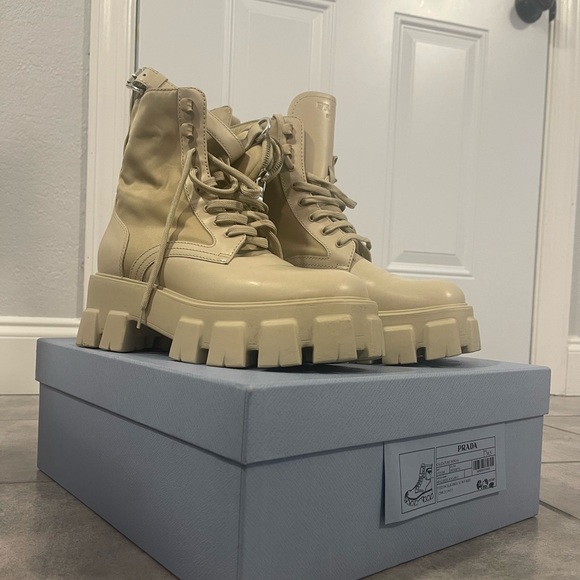 Monolith leather and Re-Nylon boots with pouch - Picture 3 of 7